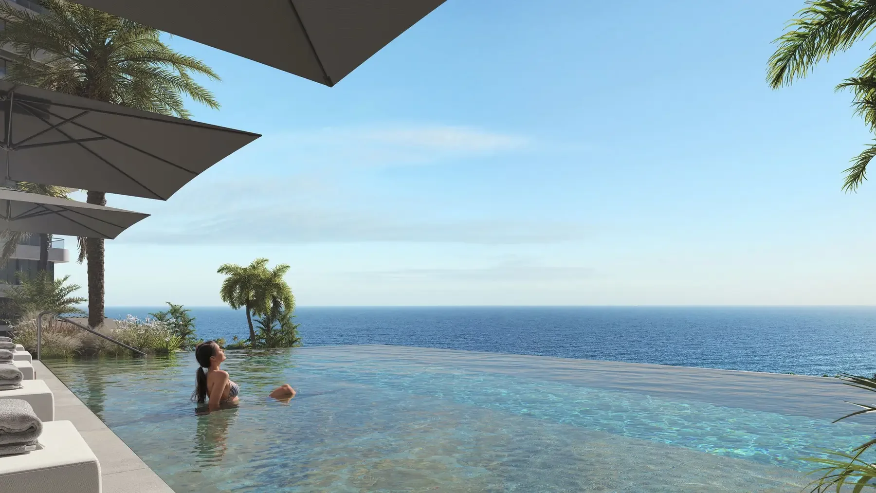 Piscina infinity adicional de Coralia frente al mar