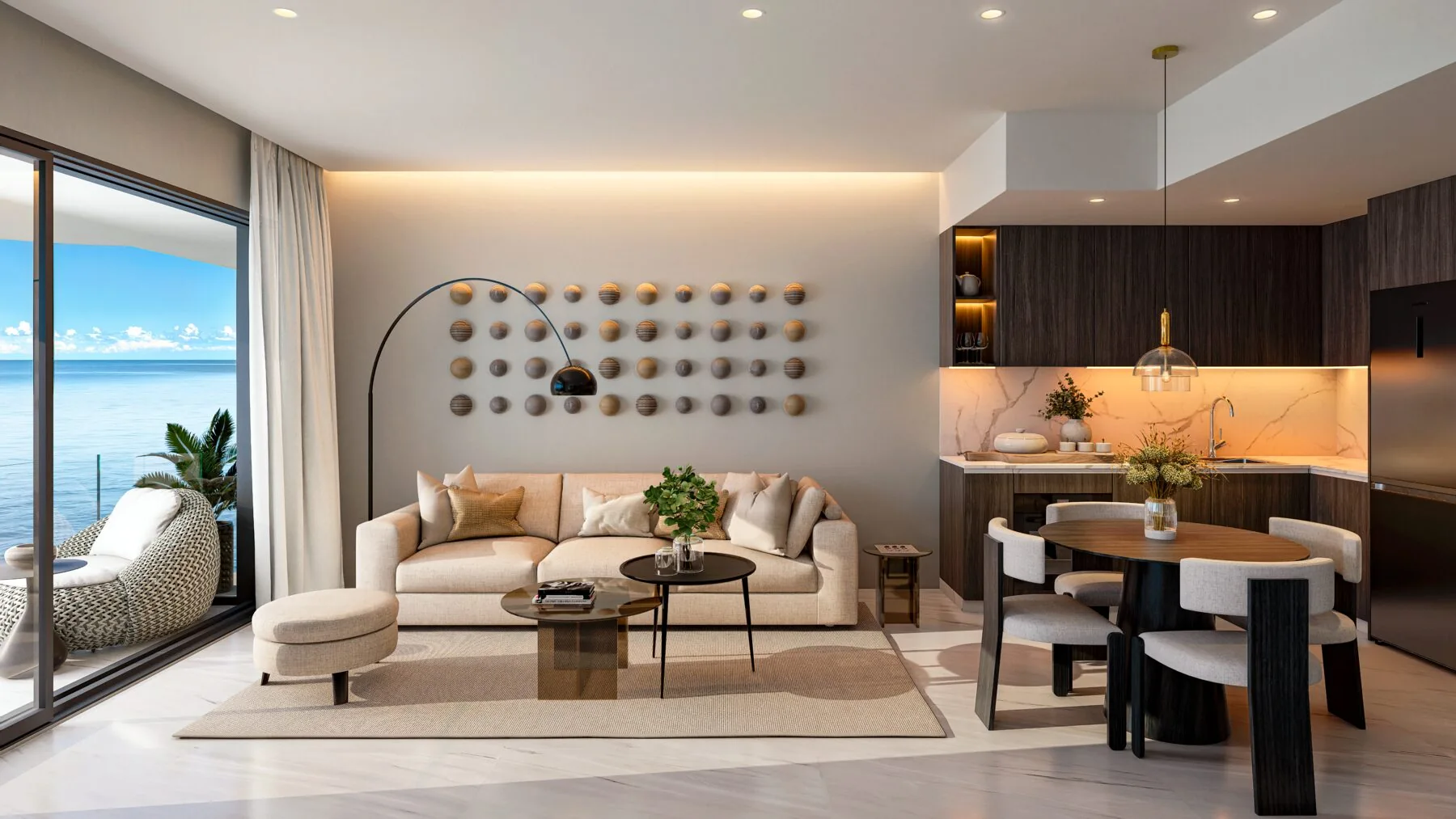 Sala, comedor y cocina de una residencia de Coralia